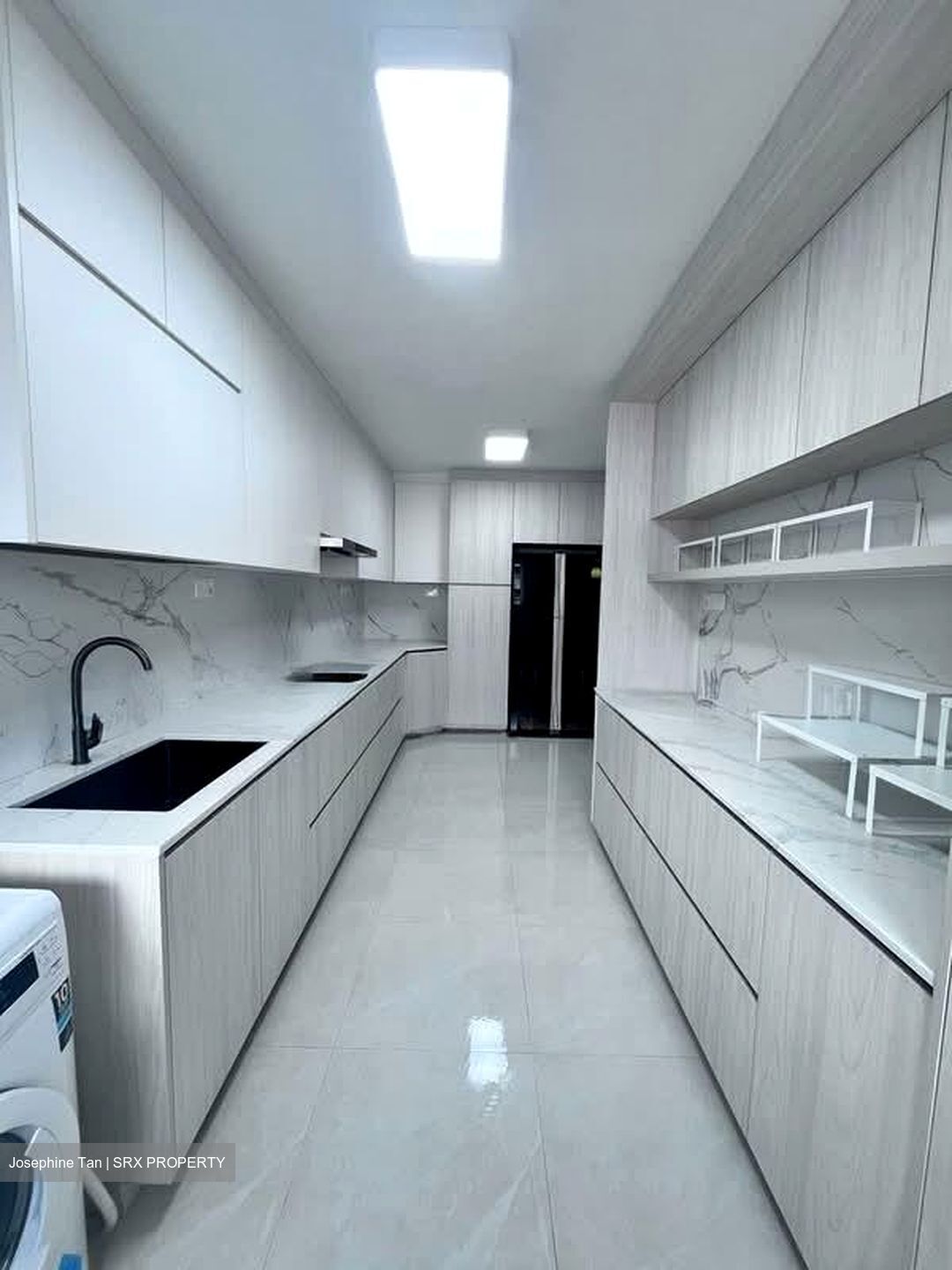 Tampines Street 42 (Tampines), Multi Generation #540889661